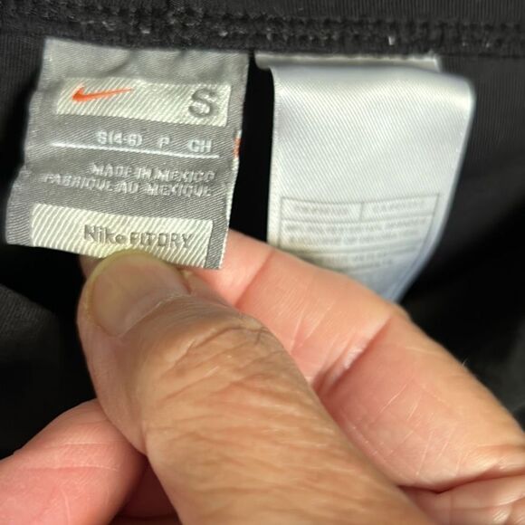 NIKE Dri Fit Black Running Shorts - Picture 3 of 3